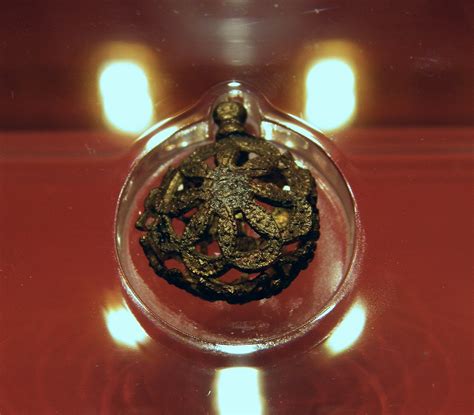 The Awe-Inspiring Artistry of the Amulet of the Bygone Age